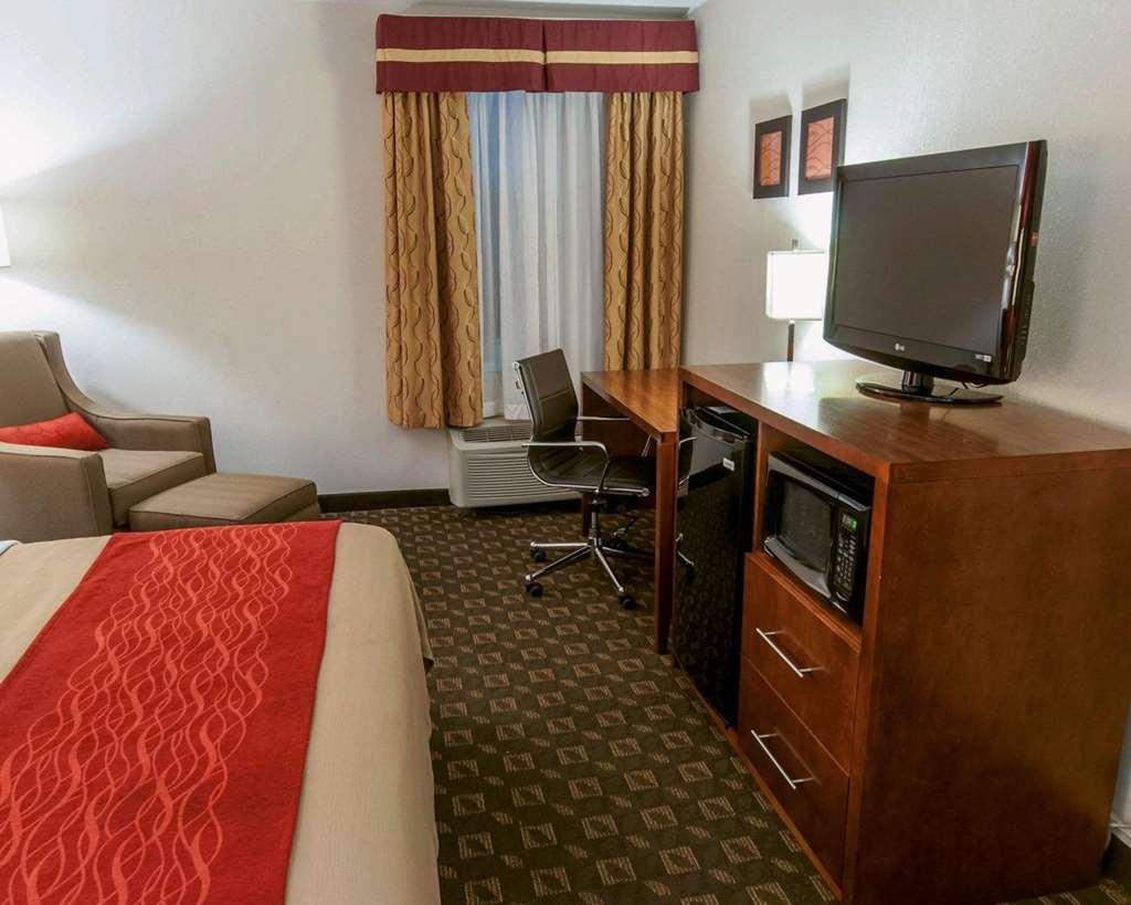 Quality Inn Easton Room photo
